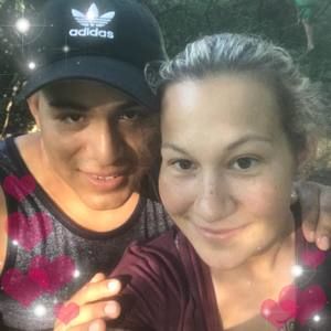 Meet your Posher, Lacey